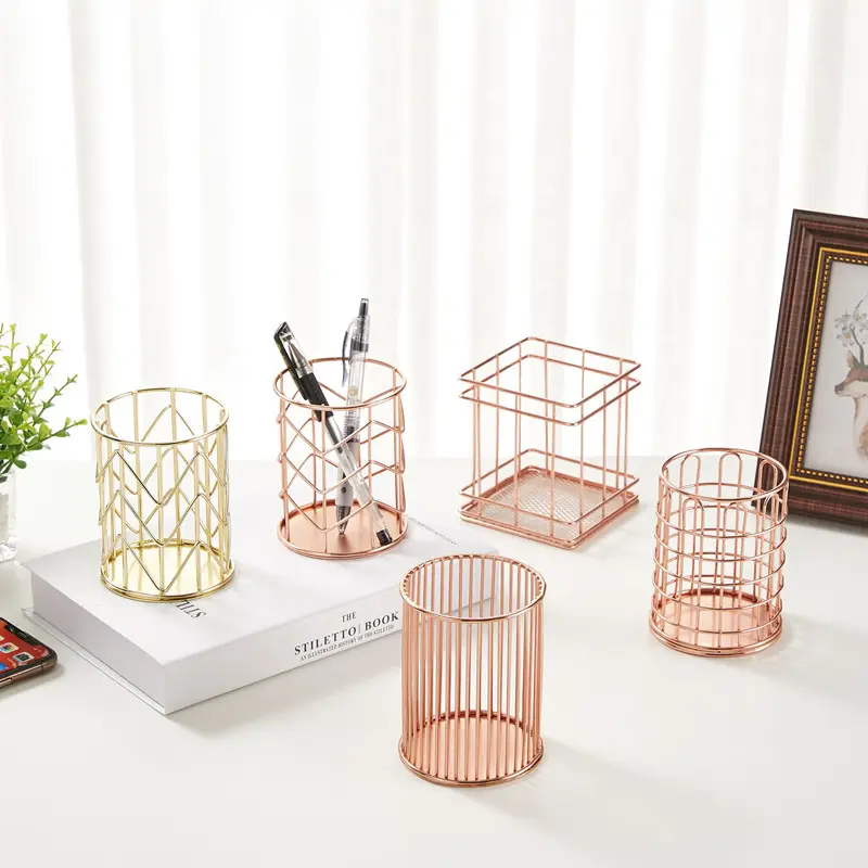 Porte-stylo pour bureau, bureau et maison Organisateur Fournitures pour maquillage Brosse Stand Holder Rose Gold Metal Wire Pencil Cup Holders OEM