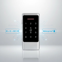 Clavier de contrôle d'accès intelligent WIFI TUYA étanche et fin en alliage de zinc avec prise en charge des cartes de proximité et du NFC pour les systèmes d'entrée