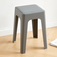 Chaise en plastique souple moderne et simple pour salon, vente en gros, agent fabricant chinois 1688