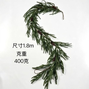 Guirnaldas Navideñas con Piñas de Pino de 1.8m, Tira Decorativa Verde de Plástico para Decoración Festiva - Product Image 1