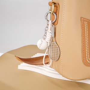 Porte-clés en métal en forme de raquette de tennis, <span class=keywords><strong>mini</strong></span> porte-clés en cuir PU avec balle de tennis, breloque de sac, pendentif de sac à dos, accessoire pour les amateurs de sport - Product Image 3