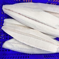 Poisson d'huile entier IQF surgelé, sauvage et capturé en haute mer, sans os, avec peau, pour exportation, distribution en vrac, emballage sous vide