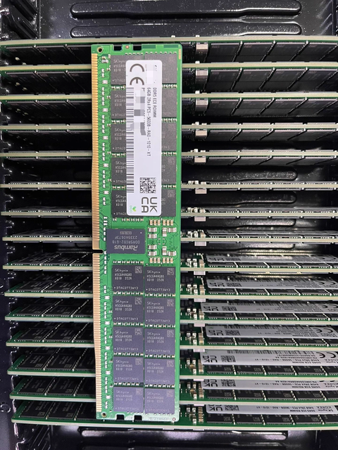 In Stock Wholesale DDR5 Server Memory Rams DDR5 64G 2R4 5600Mhz ECC RDIMM Memoria Module for Server Ram HMCG94AGBRA179N