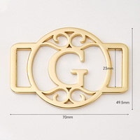 Accessoires vestimentaires : Étiquettes métalliques dorées personnalisées avec logo creux pour vêtements et ceintures