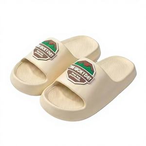 Chaussons d'intérieur et d'extérieur jetables Yearning Man, imperméables, antidérapants, respirants, légers, recyclables, résistants à l'usure, tendance - Product Image 1