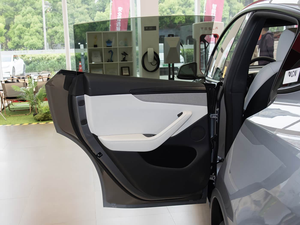 T/<span class=keywords><strong>e</strong></span>/<span class=keywords><strong>s</strong></span>/la M/od/el Y 2024 Usado, SUV Eléctrico Puro con Tracción Trasera en Buenas Condiciones - Product Image 5