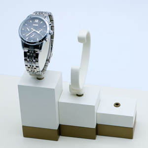 ساعة فاخرة عالية الجودة بالجملة حامل عرض حلقة C من المصنع تصميم أصلي نافذة العرض - Product Image 4