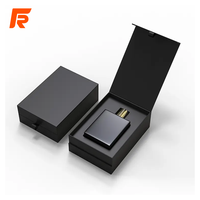 Boîte cadeau rigide haut de gamme imperméable, emballage magnétique personnalisé avec revêtement UV et doublure en éponge pour parfums, impression de logo