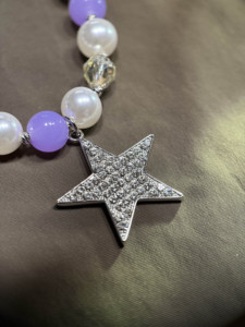 Nieuwe elegante paarse en witte kristallen kralen sterhanger voor huisdieren - Product Image 5