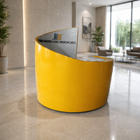 Bureau d'accueil en surface solide rouge personnalisé, durable et réparable pour hall d'entreprise