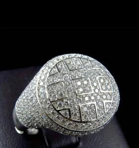Bague unisexe de style hip-hop en argent sterling 925 plaqué or, sertie de diamants brillants cultivés en laboratoire, taille brillant, faite à la main - Product Image 2