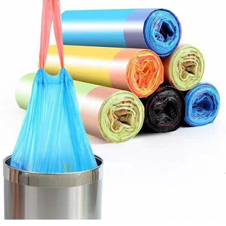 12 single-roll drawstring garbage bags (random color)