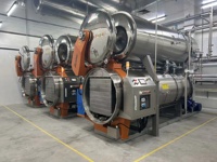 Autoclave de stérilisation par immersion dans l'eau industrielle pour la transformation des aliments en sachet