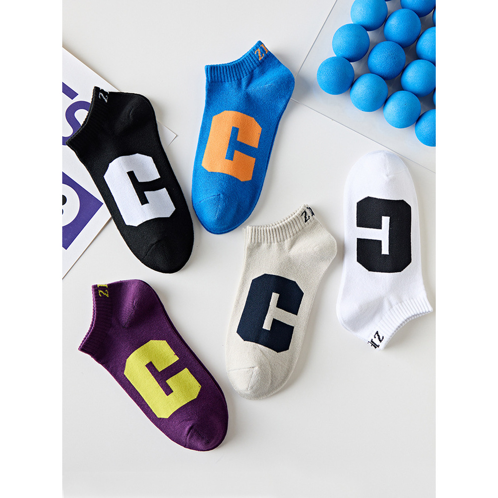 Men's short socks [letter C]