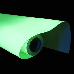 Ruban auto-adhésif luminescent brillant dans le noir Film lumineux papier d'impression vinyle imprimable pour les panneaux de guidage extérieurs