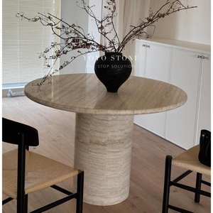 Tavoli da Pranzo in Travertino Lucidato Premium, Forma Rotonda con Colonne Romane Scanalate, Arredamento Minimalista per Villa e Appartamento - Product Image 1