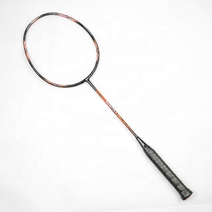 Raquettes <span class=keywords><strong>de</strong></span> <span class=keywords><strong>badminton</strong></span> <span class=keywords><strong>haut</strong></span> <span class=keywords><strong>de</strong></span> <span class=keywords><strong>gamme</strong></span> légères, personnalisées, vente directe d'usine OEM, haute qualité, 1K tissé + nano graphite M40 - Product Image 4