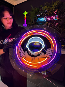 <span class=keywords><strong>Letrero</strong></span> de neón de astronauta personalizado para sala de juegos, decoración de ilustraciones de neón, luz LED de astronauta, impresión UV, Ideas de regalo personalizadas, <span class=keywords><strong>letrero</strong></span> de barra - Product Image 4