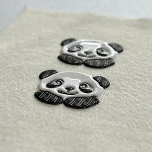 3D Stereo Dễ Thương Little Bear Dog Quần Áo Áo Sơ Mi Vá Logo Tùy Chỉnh Nguồn Nhà Máy Truyền Nhiệt In Ấn May Mặc Nhãn - Product Image 5