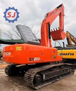 Excavatrice sur chenilles Hitachi EX200 d'occasion, godet de 0,8 m³, pelleuse moyenne pour la rénovation urbaine et la pose de canalisations - Product Image 1