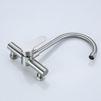 Robinet de cuisine commercial chaud et froid mural en acier inoxydable 304 robuste en argent brossé