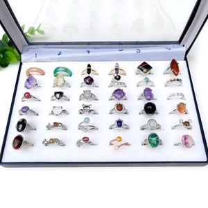 خواتم مجوهرات كريستال ريكي طبيعية قابلة للتعديل بالجملة من الأحجار الكريمة الخام - Product Image 4