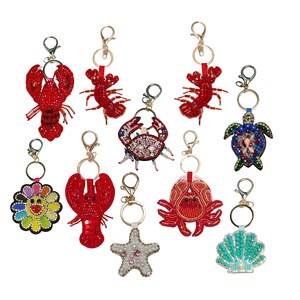 Porte-clés perlé en strass avec homard, jolis charms de sac cousus à la main, coquilles de crabe, tortue, appliques à suspendre, cordon de sac - Product Image 1
