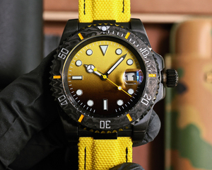 Montre mécanique haut de gamme 40 mm, design en fibre de carbone, fonction calendrier - Product Image 2