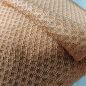 Offre Spéciale 100% Polyester <span class=keywords><strong>éponge</strong></span> 3D Air Mesh <span class=keywords><strong>tissu</strong></span> Sandwich entretoise mousse <span class=keywords><strong>tissu</strong></span> appliquer aux chaussures de sac - Product Image 1