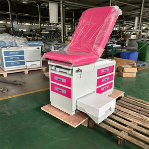 Custom Made Medische Operatietafel Voor Vrouwen Gynaecologie Kliniek Onderzoek Bank Gynaecologie Tafel Examen Tafel Met Stijgbeugels - Product Image 1