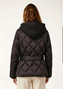 Giacca in Piuma d'Oca per <span class=keywords><strong>Donna</strong></span>, 100% Poliestere, Imbottita con Cappuccio e Cintura, Cappotto Invernale di Alta Qualità, Giacca Puffer Personalizzata per Signore - Product Image 2