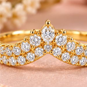 Bague élégante en or 14 carats en forme de V avec diamants, légère et tendance, pour un usage quotidien, bague Wishbone, bijoux fins à la mode pour femmes - Product Image 2