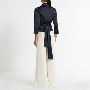 Camicetta Elegante <span class=keywords><strong>da</strong></span> Donna in Raso Blu Navy con Scollo a V, Maniche a 3/4, Vita Annodata, Ideale per Ufficio, Cerimonie e Serate Formali - Product Image 2