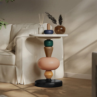 Table d'appoint en bois au design nordique moderne et simple avec motif diamant, table basse créative de luxe léger pour salon et chambre à coucher