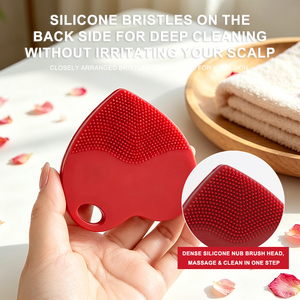 Brosse nettoyante visage et masseur de cuir chevelu 2-en-1 en silicone multicolore en forme de cœur à double face avec poils dégradés pour femmes - Product Image 3