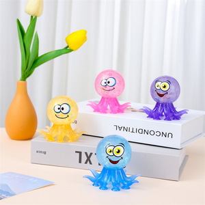 Juguete de pulpo de descompresión con ventosa de pectina y polvo dorado, de liberación rápida, con expresiones divertidas y diseño creativo. - Product Image 3
