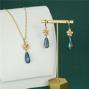 Nuevo Juego de Joyería de 18K de Collar y Aretes con Gota de Agua Grande de Samoa al por Mayor Collar de Cristal de Hawái - Product Image 3