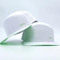 Casquettes de golf OEM à 5 panneaux découpées au laser et perforées, avec logo personnalisé et broderie 3D, casquettes de baseball sportives imperméables