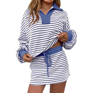 Ensemble décontracté 2 pièces rayé pour femme : sweat-shirt à manches longues et jupe assortie - Product Image 1