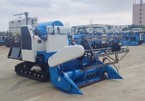 Mesin Panen Gabah Beras Tipe Crawler Otomatis 75kw 4 Tak dengan Penggerak Sendiri dan Sistem Pengumpanan Penuh - Product Image 2