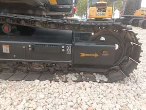 รถขุดตีนตะขาบมือสอง รุ่น SY135C ขนาด 13 ตัน พร้อมเครื่องยนต์ Isuzu ความจุบุ้งกี๋ 0.6 ลูกบาศก์เมตร และกำลังแรง - Product Image 5