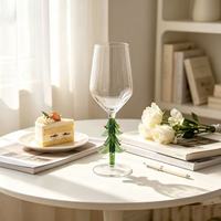 Verre à vin personnalisé, durable et écologique, design irrégulier à pied, soufflé à la main, créatif et tendance, cadeau d'affaires pour vin rouge