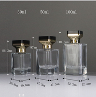 Botol Parfum Kaca Mewah Bentuk Kotak 30ml 50ml 100ml Kaca Tebal dengan Atomizer Tekan Aluminium Tutup Parfum Emas Hitam