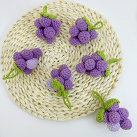 Porte-clés tricoté à la main en forme de grappe de raisin, accessoire de sac en alliage, petit cadeau