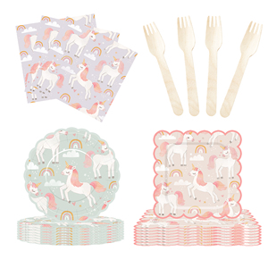 Décorations d'anniversaire licorne DAMAI comprenant des assiettes à dîner, des assiettes à dessert, des serviettes, des gobelets, une bannière et une nappe pour kit de fête licorne pour 8 personnes - Product Image 6
