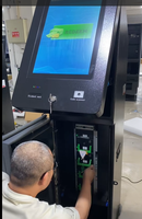 Terminal de libre-service pour l'échange de tickets de paiement en espèces avec lecteur de code et imprimante de tickets pour machines de jeux d'adresse