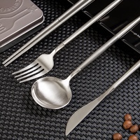 Ensemble de couverts en acier inoxydable pliable et détachable avec poche pour baguettes, ensemble de couverts de voyage réutilisable pour le camping