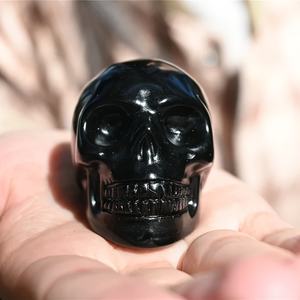Crâne en obsidienne noire de haute qualité en gros pour la guérison spirituelle, cadeau, décoration de la maison, décoration de bureau - Product Image 3