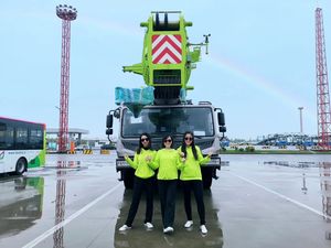 Grue tout-terrain Zoomlion 200 tonnes ZAT2000 au Ghana - Product Image 5