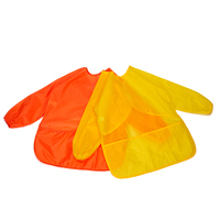 Enfants réversible à manches longues étanche Art Smock maternelle bavoir en gros fournitures résistantes aux taches